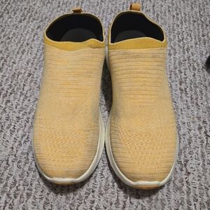 Vessi Everyday Move Slip-On Shoes – Men’s Size 12, Orange (Good Condition)